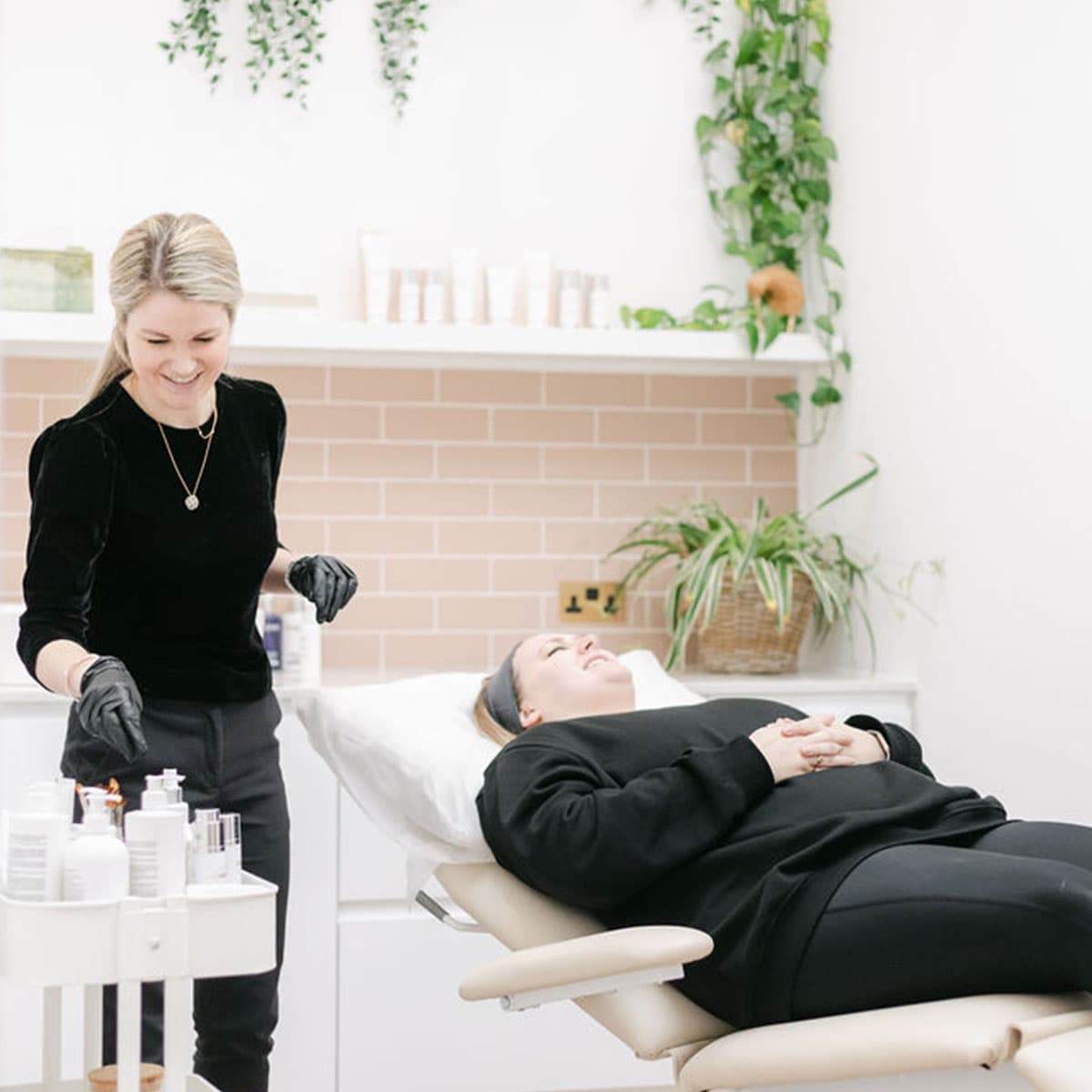 patient-couch-face-treatment