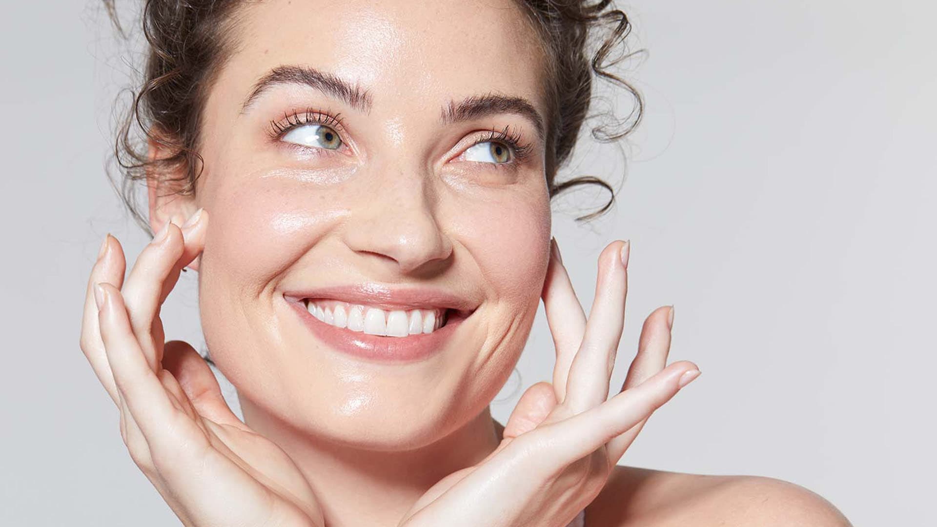 women-smile-latelier-aesthetics